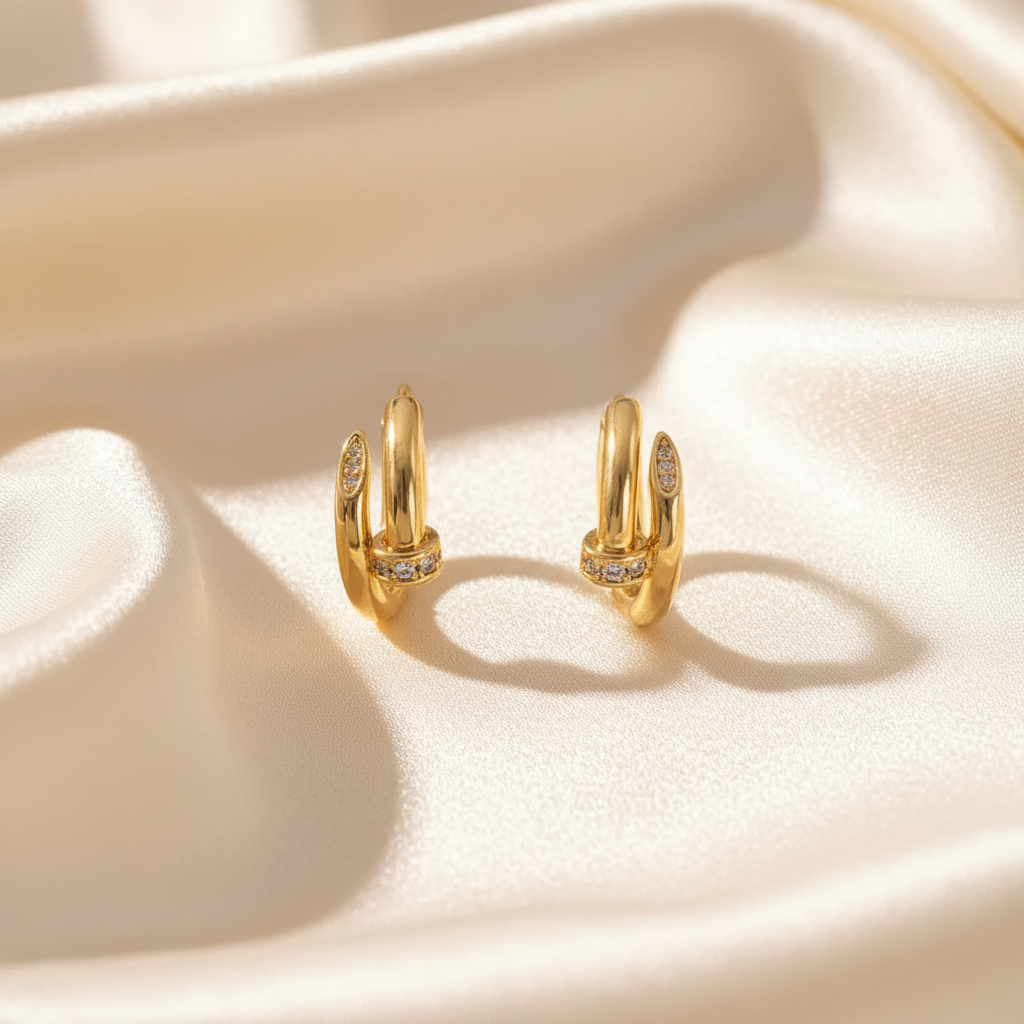 Golden Clasp - Image 4